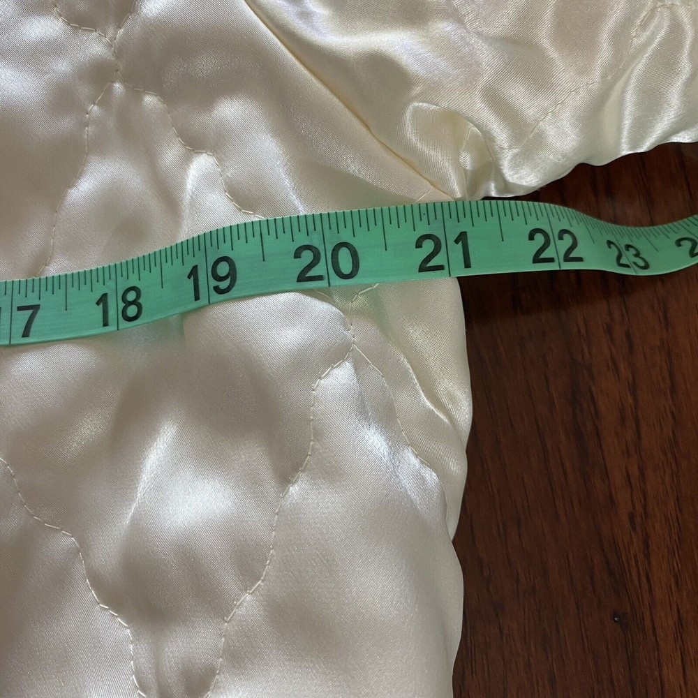 Vtg 70s Natori Womens Satin Embroidered Robe S Ivory Floral Saks 5th Ave - Picture 9 of 11